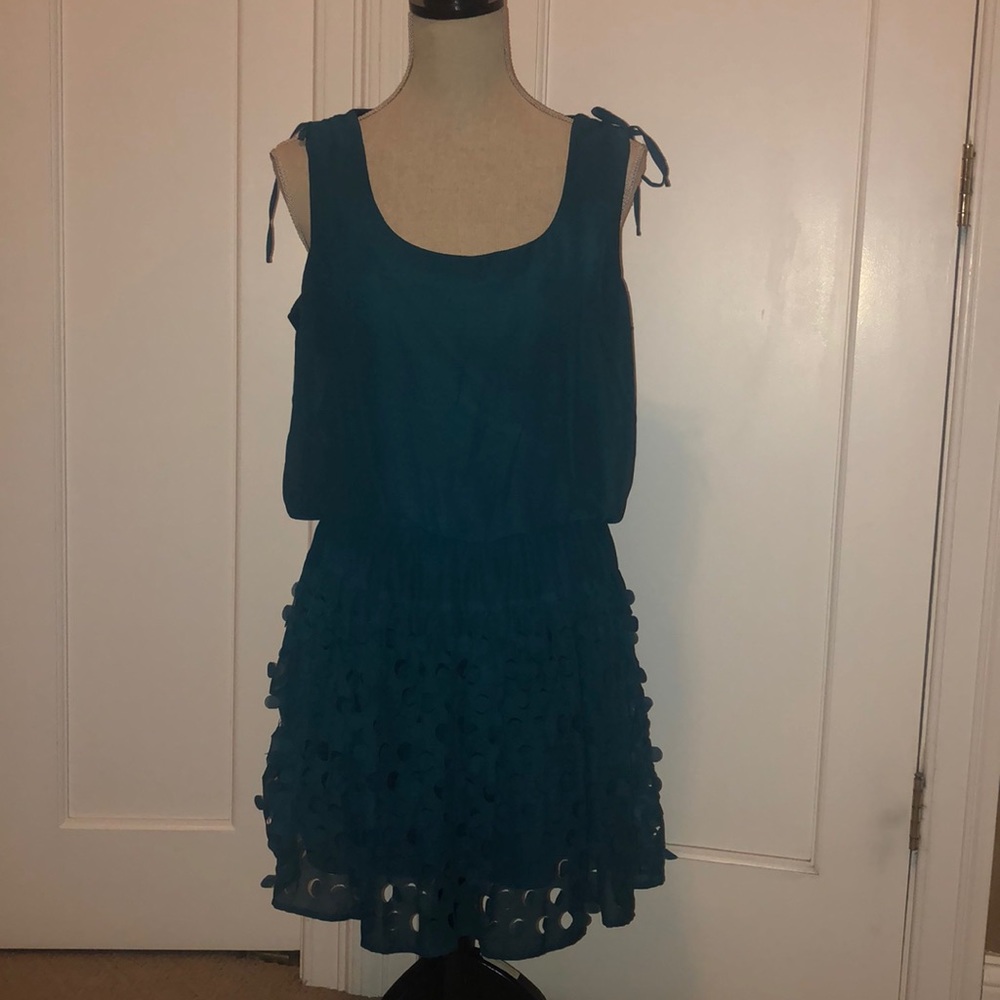 Women’s dress